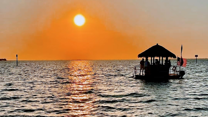 Tiki Bar Boat Cruise